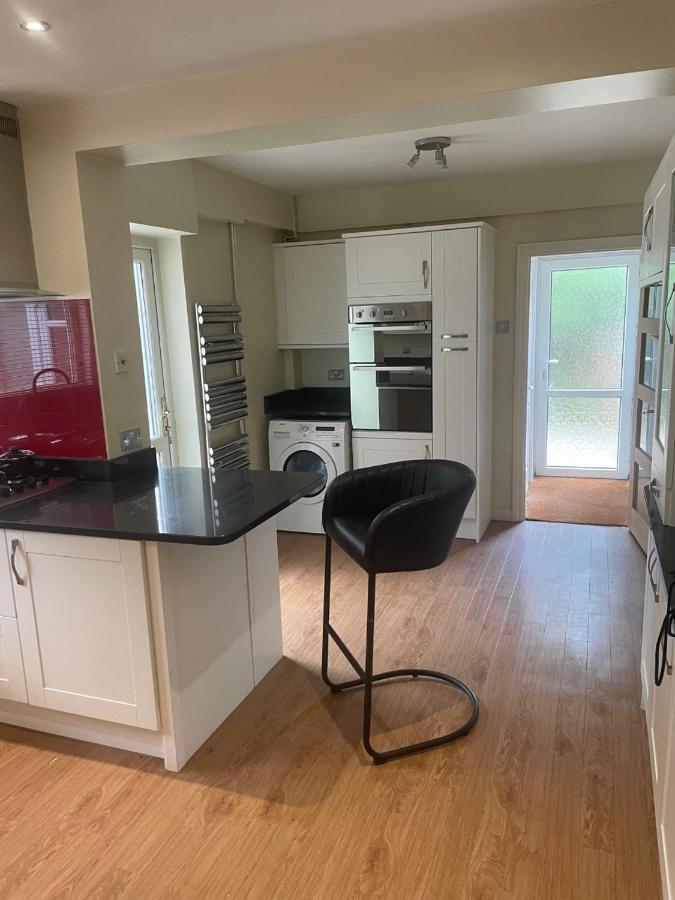 5 Bed House, 32 Tutbury Avenue, Cannon Park, Coventry, Cv4 7Bj Exterior foto