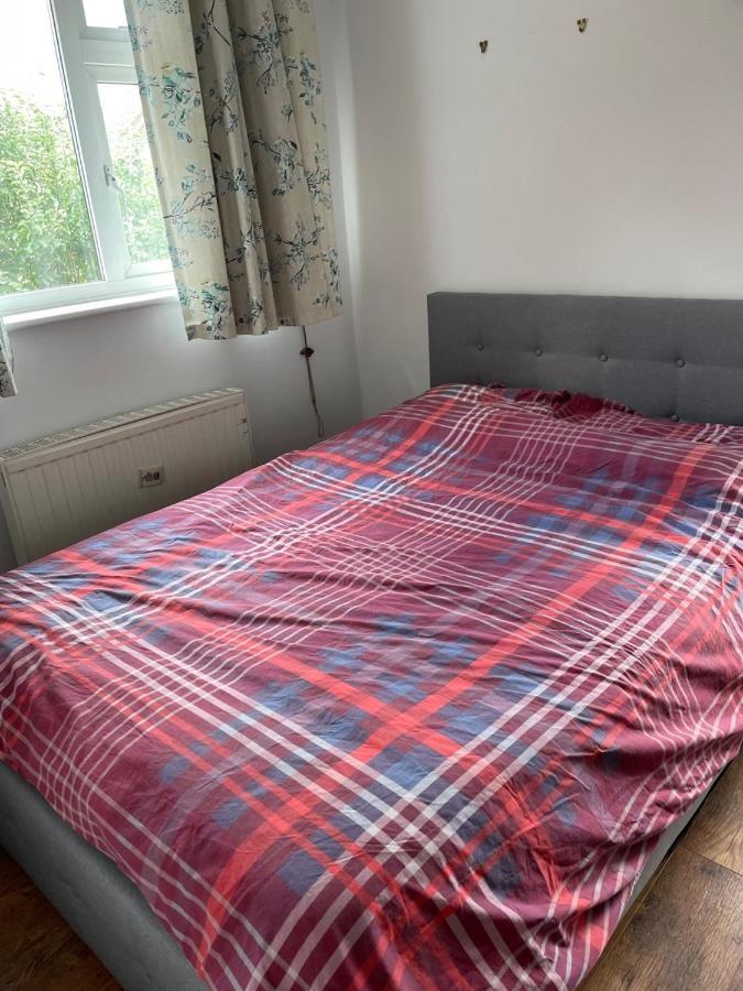 5 Bed House, 32 Tutbury Avenue, Cannon Park, Coventry, Cv4 7Bj Exterior foto
